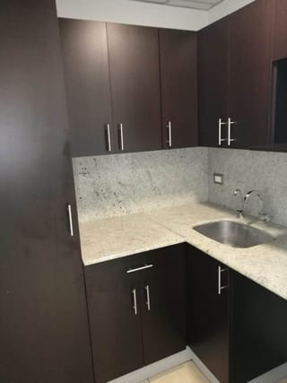 Oficina 76 m2 en renta, zona 10 Torino — Oficina en Alquiler en Zona 10, Guatemala, Ciudad — miniatura 10 de 15