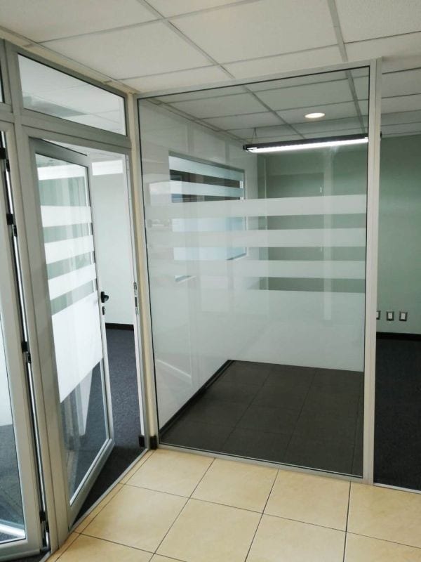 Oficina 76 m2 en renta, zona 10 Torino — Oficina en Alquiler en Zona 10, Guatemala, Ciudad — foto 3 de 15