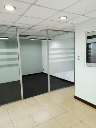 Oficina 76 m2 en renta, zona 10 Torino — Oficina en Alquiler en Zona 10, Guatemala, Ciudad — miniatura 6 de 15
