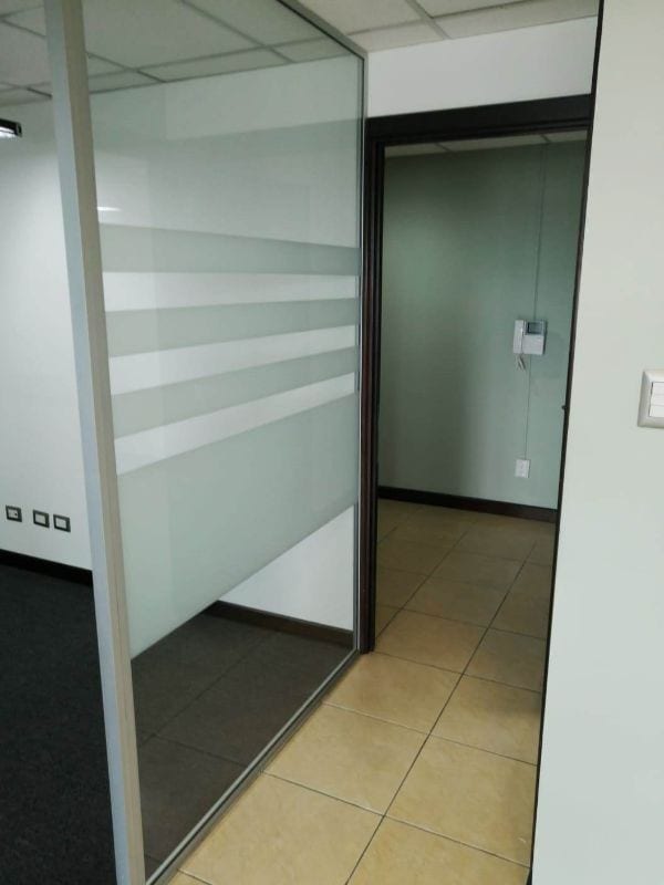 Oficina 76 m2 en renta, zona 10 Torino — Oficina en Alquiler en Zona 10, Guatemala, Ciudad — foto 2 de 15