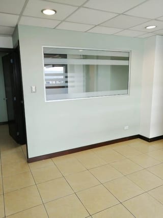 Oficina 76 m2 en renta, zona 10 Torino — Oficina en Alquiler en Zona 10, Guatemala, Ciudad — miniatura 15 de 15