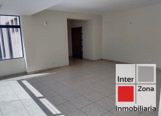 Venta de apartamento en San Lázaro,  Zona 15 — Apartamento en Venta en Zona 15, Guatemala, Ciudad — miniatura 2 de 11