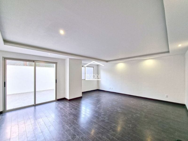 APARTAMENTO EN ZONA 14 — Apartamento en Venta en Zona 14, Guatemala, Ciudad — foto 7 de 7