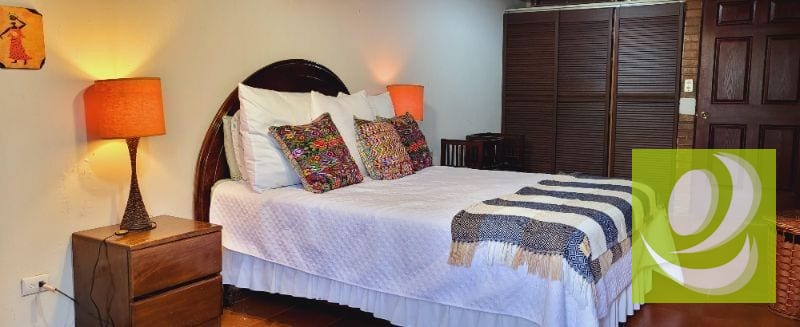 CASA COMERCIAL EN VENTA CERCANA A LA ROOSEVELT ZONA 2 DE MIXCO — Casa en Venta en Zona 2 Mixco, Guatemala, Ciudad — foto 5 de 7