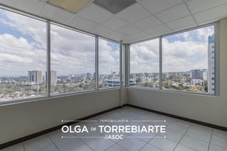 Oficina en Zona Pradera, zona 10 — Oficina en Alquiler en Zona Pradera, Zona 10, Guatemala, Ciudad — miniatura 10 de 17