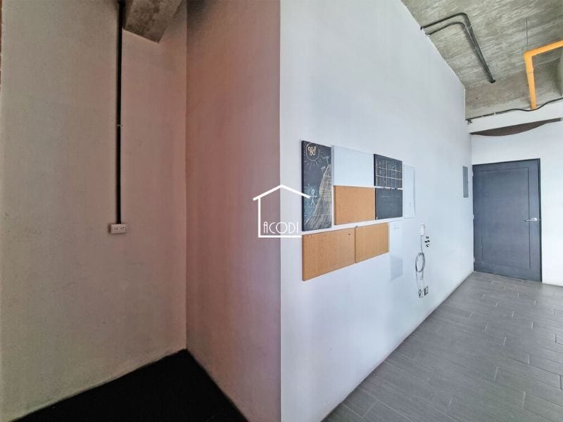 OFICINA EN DISTRITO MIRAFLORES, ZONA 11 — Oficina en Venta en Zona 11, Guatemala, Ciudad — foto 1 de 4