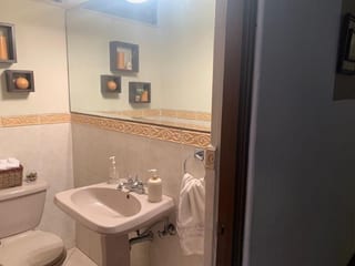 LINDA CASA EN JARDINES DE LA ASUNCION SUR ZONA 5 fuera de garita — Casa en Venta en Jardines de La Asunción, Zona 5, Guatemala, Ciudad — miniatura 11 de 16