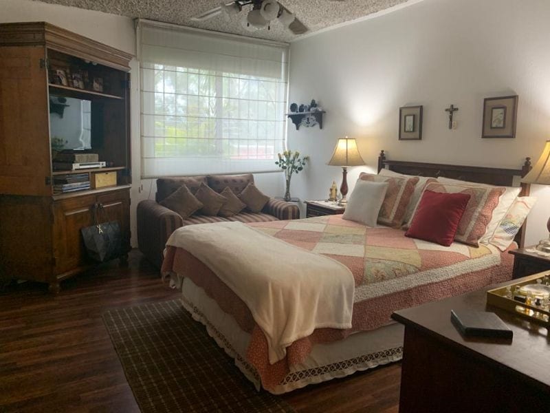 LINDA CASA EN JARDINES DE LA ASUNCION SUR ZONA 5 fuera de garita — Casa en Venta en Jardines de La Asunción, Zona 5, Guatemala, Ciudad — foto 6 de 16