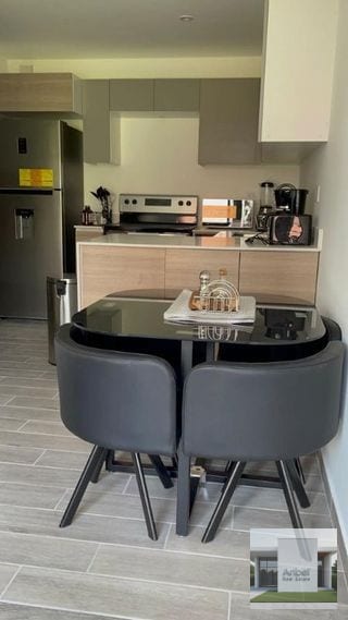 Apartamento 1 Dormitorio Full Amueblado — Apartamento en Alquiler en Parque 10, Zona 10, Guatemala, Ciudad — miniatura 8 de 9