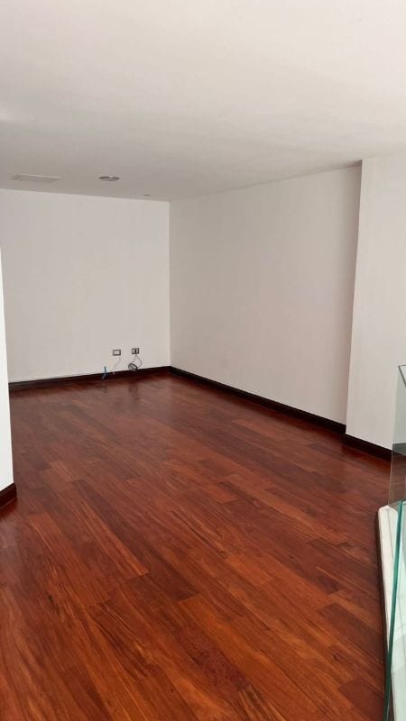 VERDINO APARTAMENTO DE DOS NIVELES EN ZONA 15 EN VENTA  — Apartamento en Venta en Verdino, Zona 15, Guatemala, Ciudad — foto 11 de 15