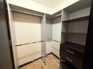 Apartamento de 2 dormitorios — Apartamento en Alquiler en Zona 14, Guatemala, Ciudad — miniatura 5 de 15