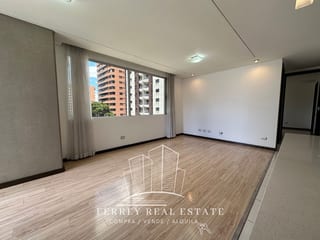 Apartamento de 2 dormitorios — Apartamento en Alquiler en Zona 14, Guatemala, Ciudad — miniatura 6 de 15