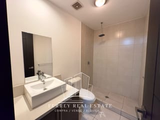 Apartamento de 2 dormitorios — Apartamento en Alquiler en Zona 14, Guatemala, Ciudad — miniatura 12 de 15