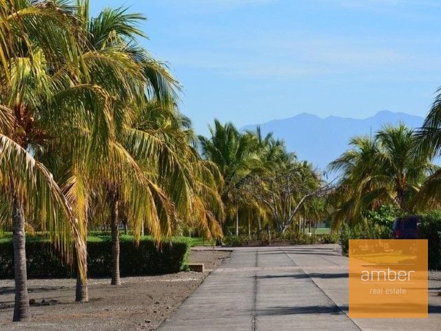 Lote en Palmeras de Monterrico — Terreno en Venta en Taxisco, Santa Rosa — foto 1 de 4