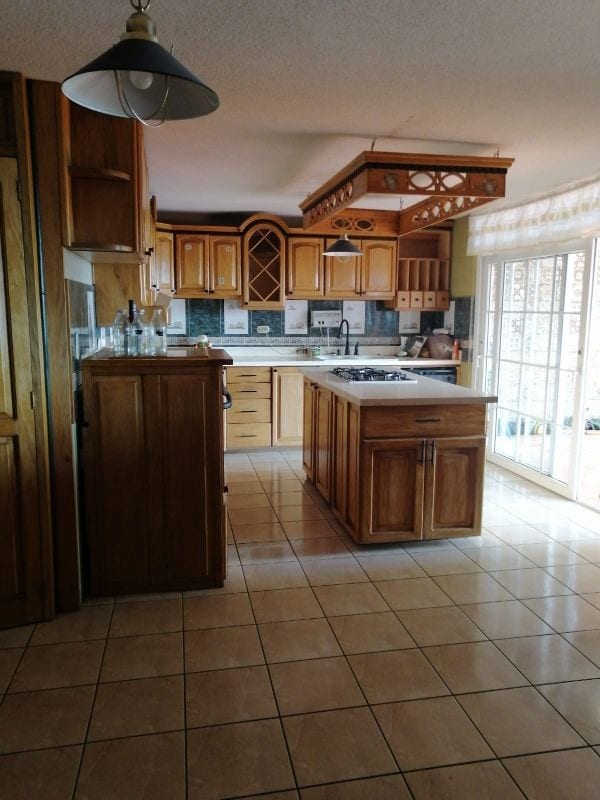 PRECIOSA CASA EN VENTA SAN LUCAS — Casa en Venta en San Lucas Sacatepéquez, Sacatepéquez — foto 2 de 14