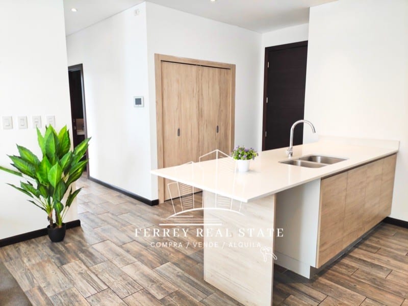 Apartamento en Lirios de Cayalá, Amueblado — Apartamento en Alquiler en Zona 16, Guatemala, Ciudad — foto 2 de 17