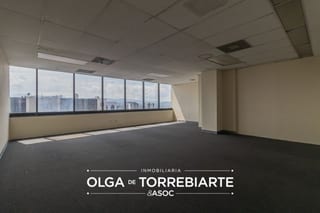 Oficina de 2 niveles en Murano Center, zona 10 — Oficina en Alquiler en Murano Center, Zona 10, Guatemala, Ciudad — miniatura 3 de 14
