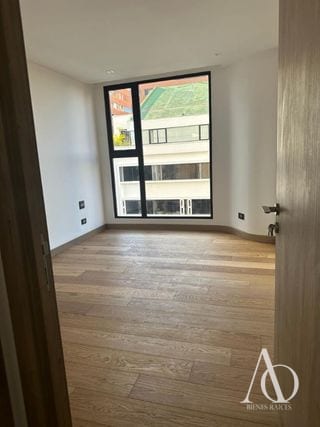 Apartamento en Alquiler Edificio Vertic, zona 14 N7 / EN DIRECTO — Apartamento en Alquiler en Vertic, Zona 14, Guatemala, Ciudad — miniatura 8 de 10