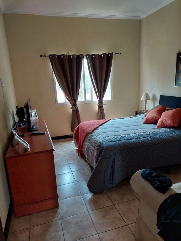 BONITA CASA EN VENTA KM 25 CARRETERA A EL SALVADOR — Casa en Venta en Fraijanes, Carretera a El Salvador, Guatemala, Ciudad — foto 6 de 10