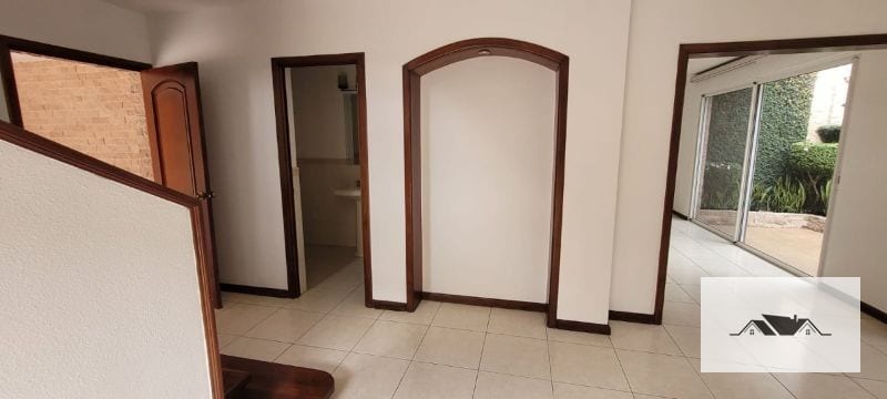 EN RENTA CASA ZONA 14 325 mts2 — Casa en Alquiler en La Cañada, Zona 14, Guatemala, Ciudad — foto 15 de 17