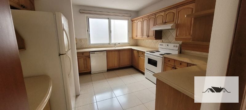 EN RENTA CASA ZONA 14  325 mts2 — Casa en Alquiler en La Cañada, Zona 14, Guatemala, Ciudad — foto 14 de 17