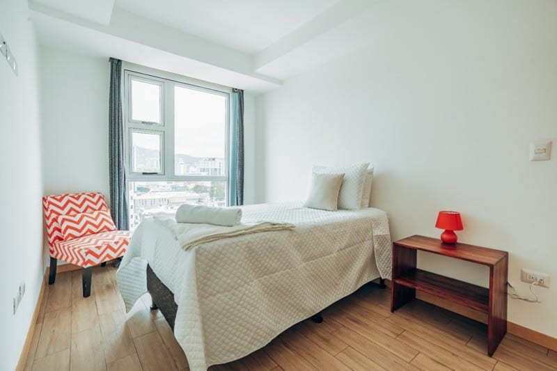 Apartamento amueblado en zona 10 — Apartamento en Alquiler en Zona 10, Guatemala, Ciudad — foto 3 de 15