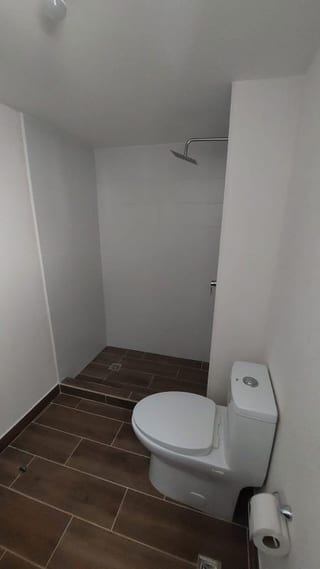 Apartamento en Renta en Edificio Senderos zona 16 — Apartamento en Venta en senderos, Zona 16, Guatemala, Ciudad — miniatura 10 de 17