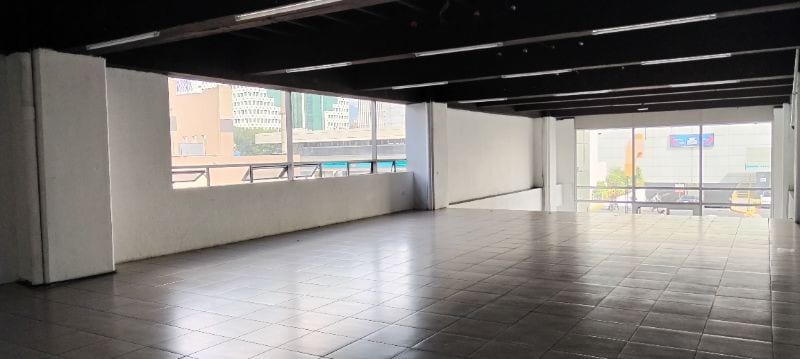 Local Comercial en plaza en zona 7 La Roosevelt y San Juan — Local en Alquiler en Zona 7, Guatemala, Ciudad — foto 7 de 9