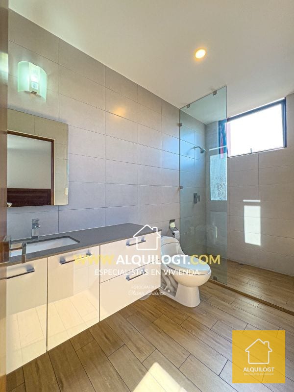 Apartamento amueblado en Vista hermosa II, oportunidad de inversión Zona 15 de 2 HAB AGT1720 — Apartamento en Venta en Avenik, Zona 15, Guatemala, Ciudad — foto 5 de 9