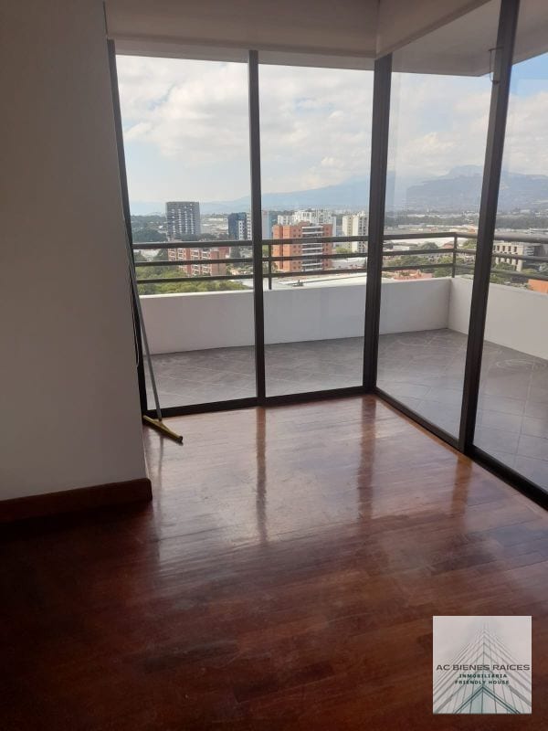 Elegante apartamento zona 14 — Apartamento en Alquiler en Almeira, Zona 14, Guatemala, Ciudad — foto 5 de 16
