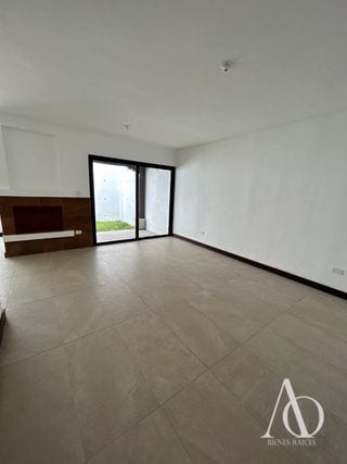 Casa en Venta Condominio Cascata, Km. 20 Carretera a San José Pinula / EN DIRECTO — Casa en Venta en Carretera a El Salvador, Guatemala, Ciudad — miniatura 5 de 10