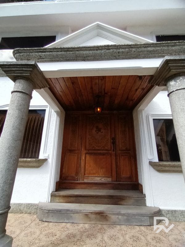 Vendo Hermosa y Amplia Casa en San Lucas — Casa en Venta en San Lucas Sacatepéquez, Sacatepéquez — foto 1 de 17