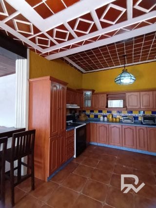 Vendo Hermosa y Amplia Casa en San Lucas — Casa en Venta en San Lucas Sacatepéquez, Sacatepéquez — miniatura 16 de 17