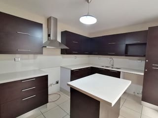 Casa en venta en Ensenada de San Isidro zona 16 — Casa en Alquiler en Ensenada de San Isidro, Zona 16, Guatemala, Ciudad — miniatura 9 de 12