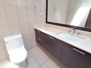 Casa en venta en Ensenada de San Isidro zona 16 — Casa en Alquiler en Ensenada de San Isidro, Zona 16, Guatemala, Ciudad — miniatura 4 de 12