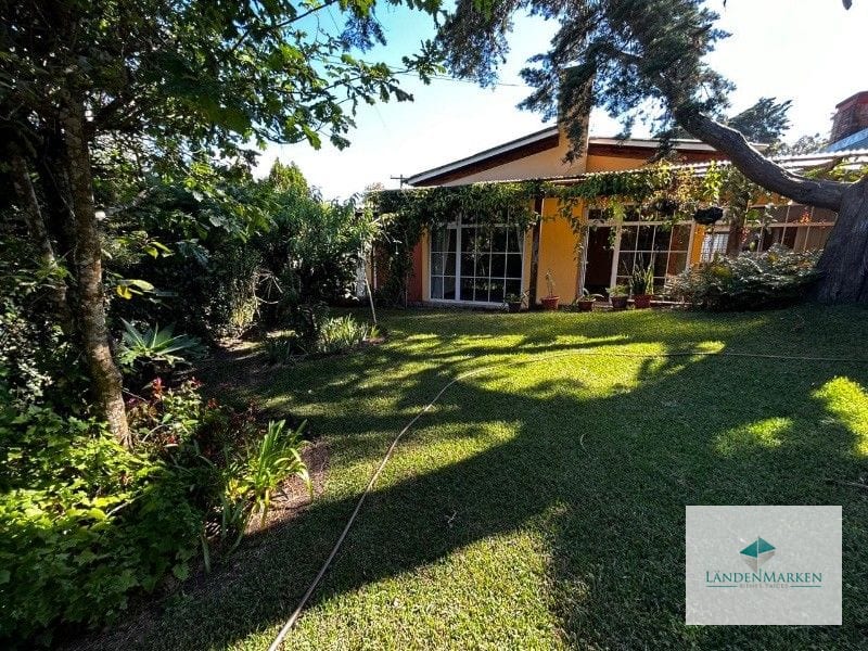 VENTA  DE CASA DE UN NIVEL EN CARRERTERA A EL SALVADOR , LOMAS DE SAN RAFAEL — Casa en Venta en Lomas de San Rafael, Carretera a El Salvador, Guatemala, Ciudad — foto 1 de 15