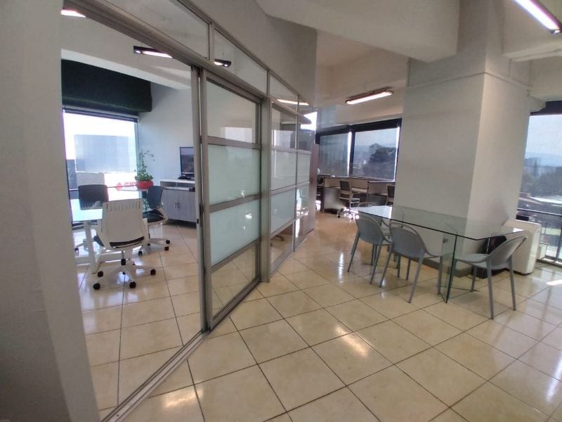 Oficina de 115m2 en Design Center, Zona 10  — Oficina en Alquiler en Zona 10, Guatemala, Ciudad — foto 7 de 8