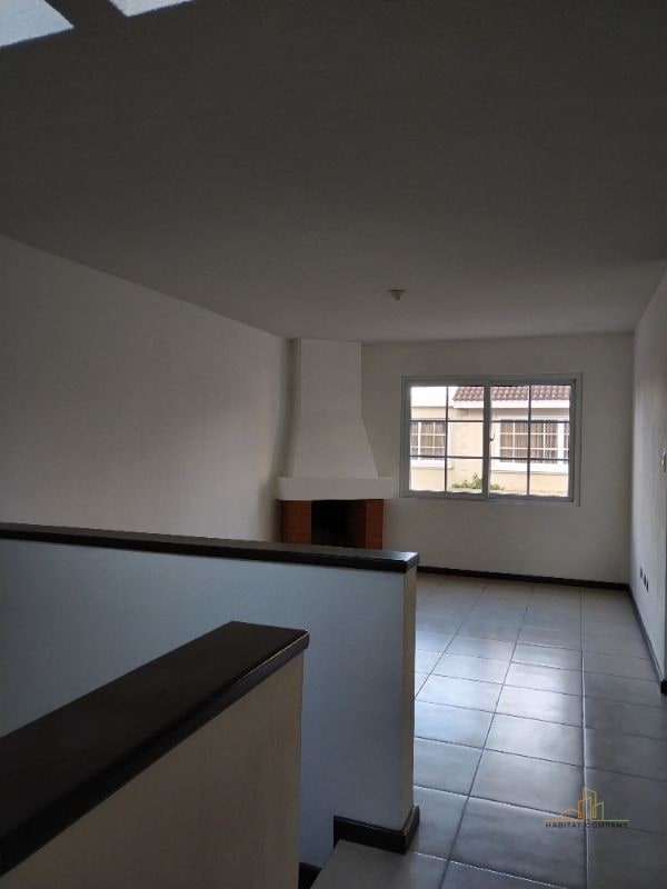 Casa en Residenciales Santa Monica Km 16.5 CAES entrada Olmeca Don Justo Fraijanes — Casa en Venta en Santa Monica III, Carretera a El Salvador, Guatemala, Ciudad — foto 1 de 6