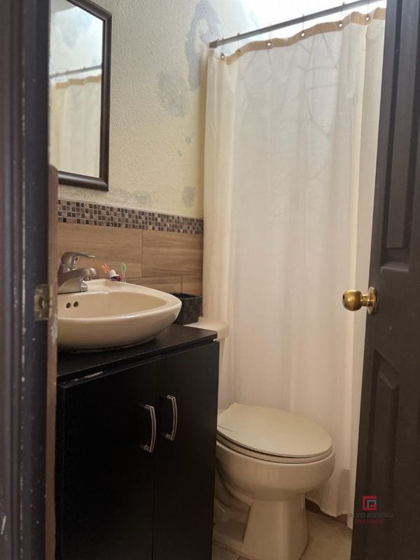 Casa en Venta Sector A10, San Cristóbal — Casa en Venta en Zona 8 Mixco, Guatemala, Ciudad — foto 4 de 14