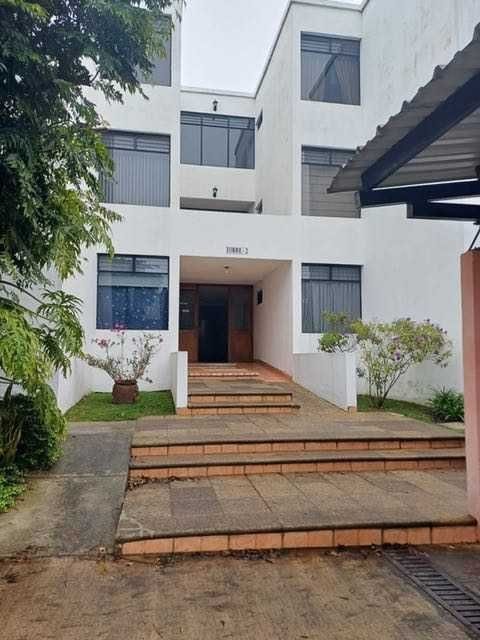 VENTA DE APARTAMENTO EN KM 17 CARRETERA A EL SALVADOR VILLA CLARITA REMODELADO. — Apartamento en Venta en Carretera a El Salvador, Guatemala, Ciudad — foto 3 de 9
