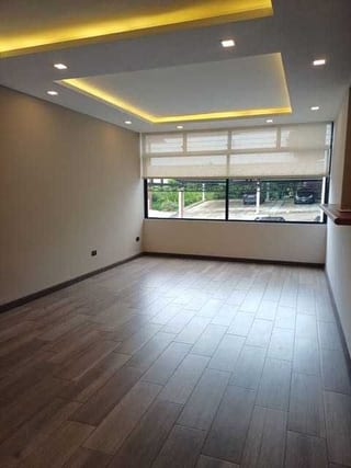 VENTA DE APARTAMENTO EN KM 17 CARRETERA A EL SALVADOR VILLA CLARITA REMODELADO. — Apartamento en Venta en Carretera a El Salvador, Guatemala, Ciudad — miniatura 1 de 9