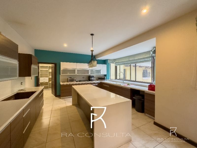 Casa en zona 14, 5ta avenida — Casa en Venta en Zona 14, Guatemala, Ciudad — foto 2 de 3