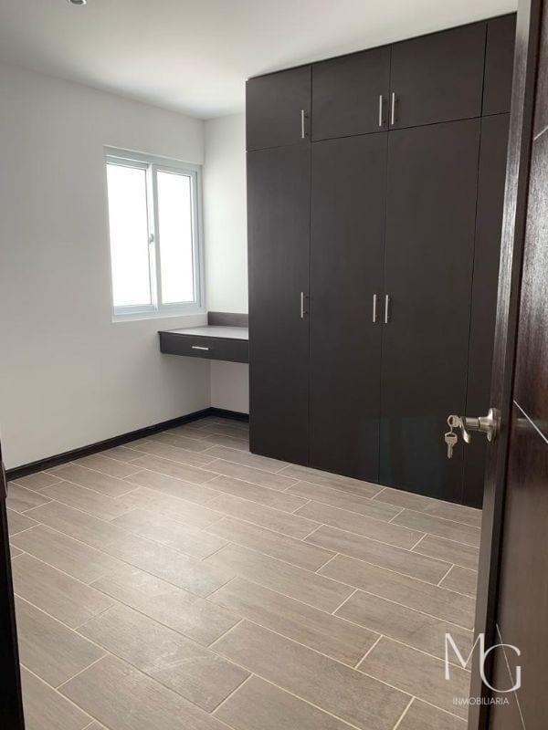 Vendo Casa en San Cristóbal — Casa en Venta en Zona 8 Mixco, Guatemala, Ciudad — foto 3 de 5