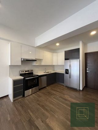 Apartamento con jardín en venta zona 10 (copia) — Apartamento en Venta en Moretti, Zona 10, Guatemala, Ciudad — miniatura 1 de 7