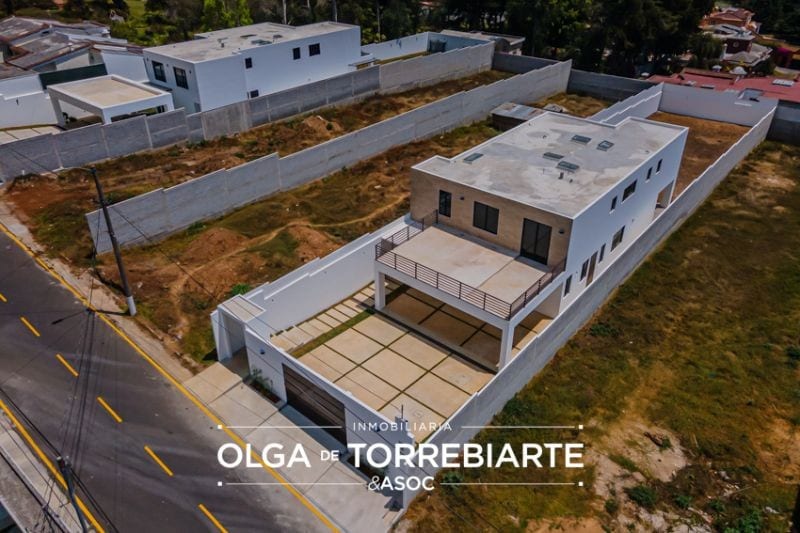 Casa en Condominio Arrazola 2 — Casa en Venta en Arrazola II, Carretera a El Salvador, Guatemala, Ciudad — foto 1 de 12