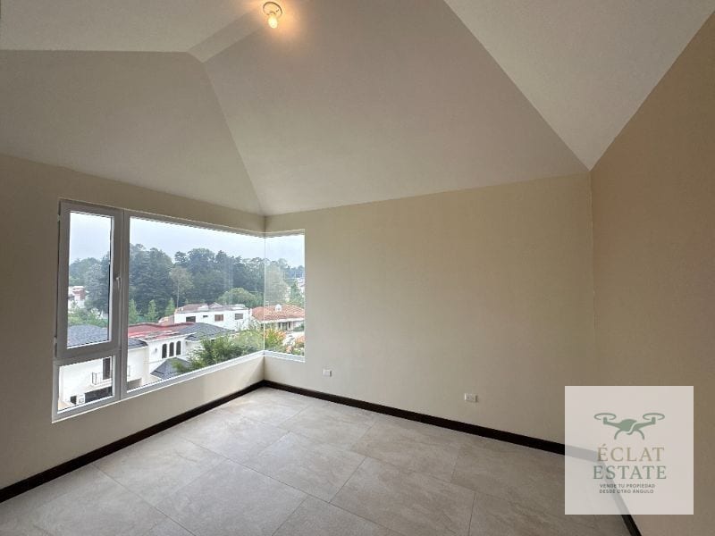 Casa en Fraijanes en Venta | Villa Verde 2 – Excelente Ubicación — Casa en Venta en Vila Verde II, Carretera a El Salvador, Guatemala, Ciudad — foto 10 de 17