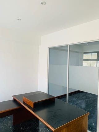 Oficina en venta zona 10 sobre diagonal 6 frente a Oakland Place — Oficina en Venta en Zona 10, Guatemala, Ciudad — miniatura 6 de 13