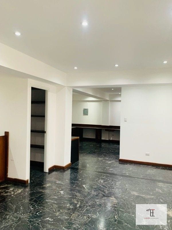 Oficina en venta zona 10 sobre diagonal 6 frente a Oakland Place — Oficina en Venta en Zona 10, Guatemala, Ciudad — foto 4 de 13