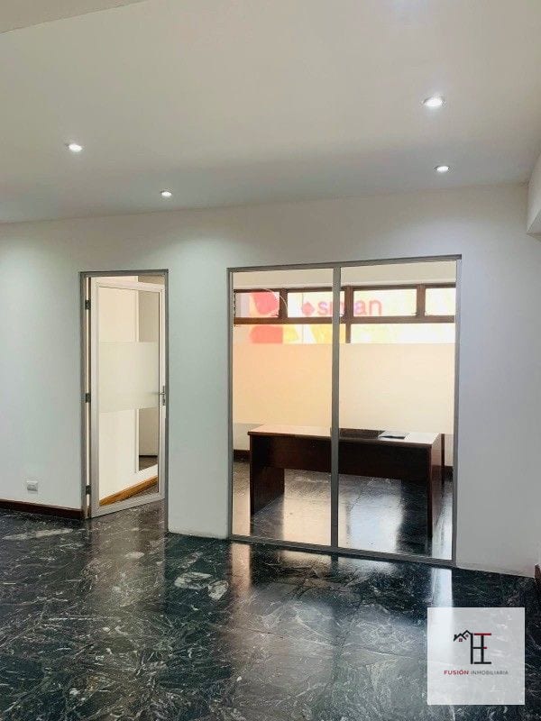 Oficina en venta zona 10 sobre diagonal 6 frente a Oakland Place — Oficina en Venta en Zona 10, Guatemala, Ciudad — foto 7 de 13