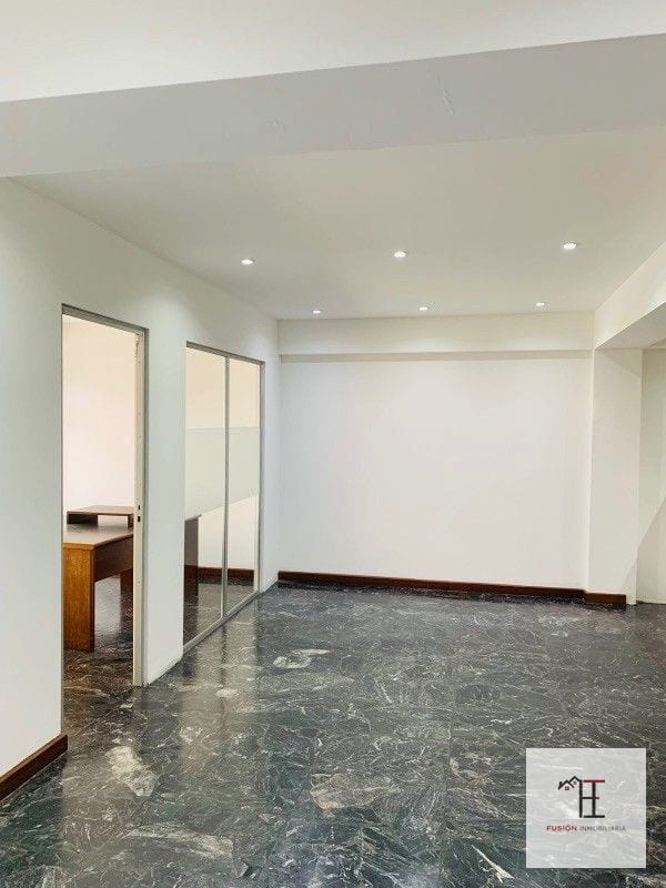 Oficina en venta zona 10 sobre diagonal 6 frente a Oakland Place — Oficina en Venta en Zona 10, Guatemala, Ciudad — foto 12 de 13